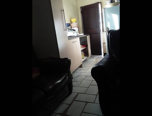 2 BEDROOM APARTMENT FOR SALE IN CLAYVILLE